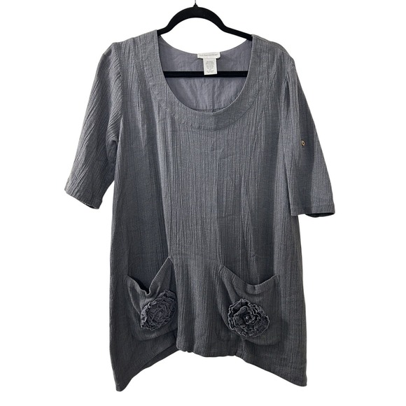 Soft Surroundings Tops - Soft Surroundings Crinkle Gauze Tunic XS Gray Rosette Pocket Boho Lagenlook